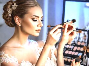 what to put in makeup bag for bridesmaids